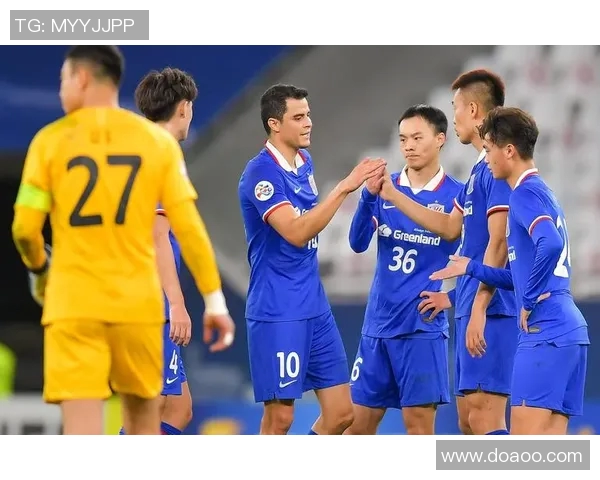 赛后分析：上海足球队与武汉足球队实力对比及比赛亮点总结